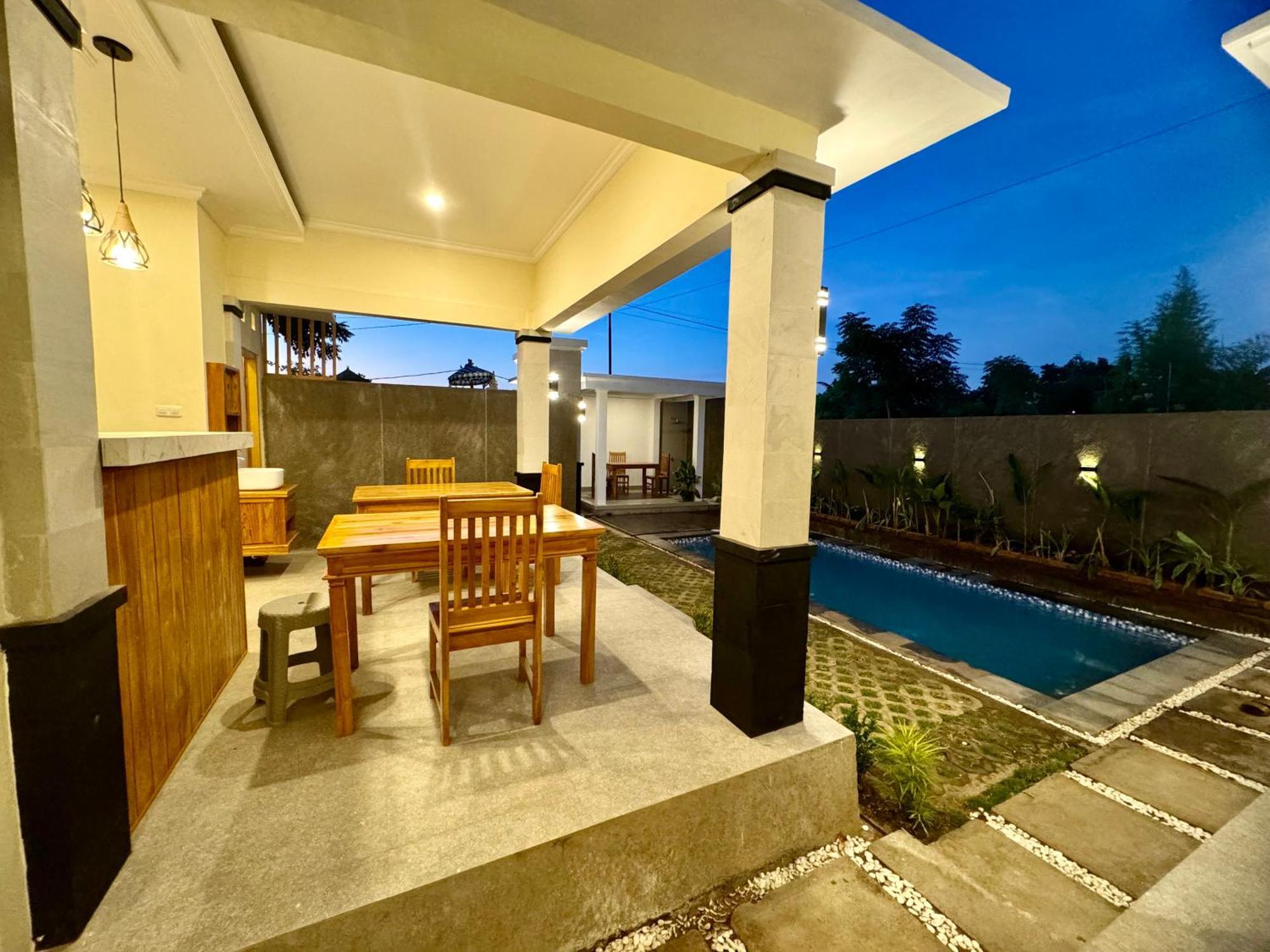Bsa Villa 罗威那 外观 照片