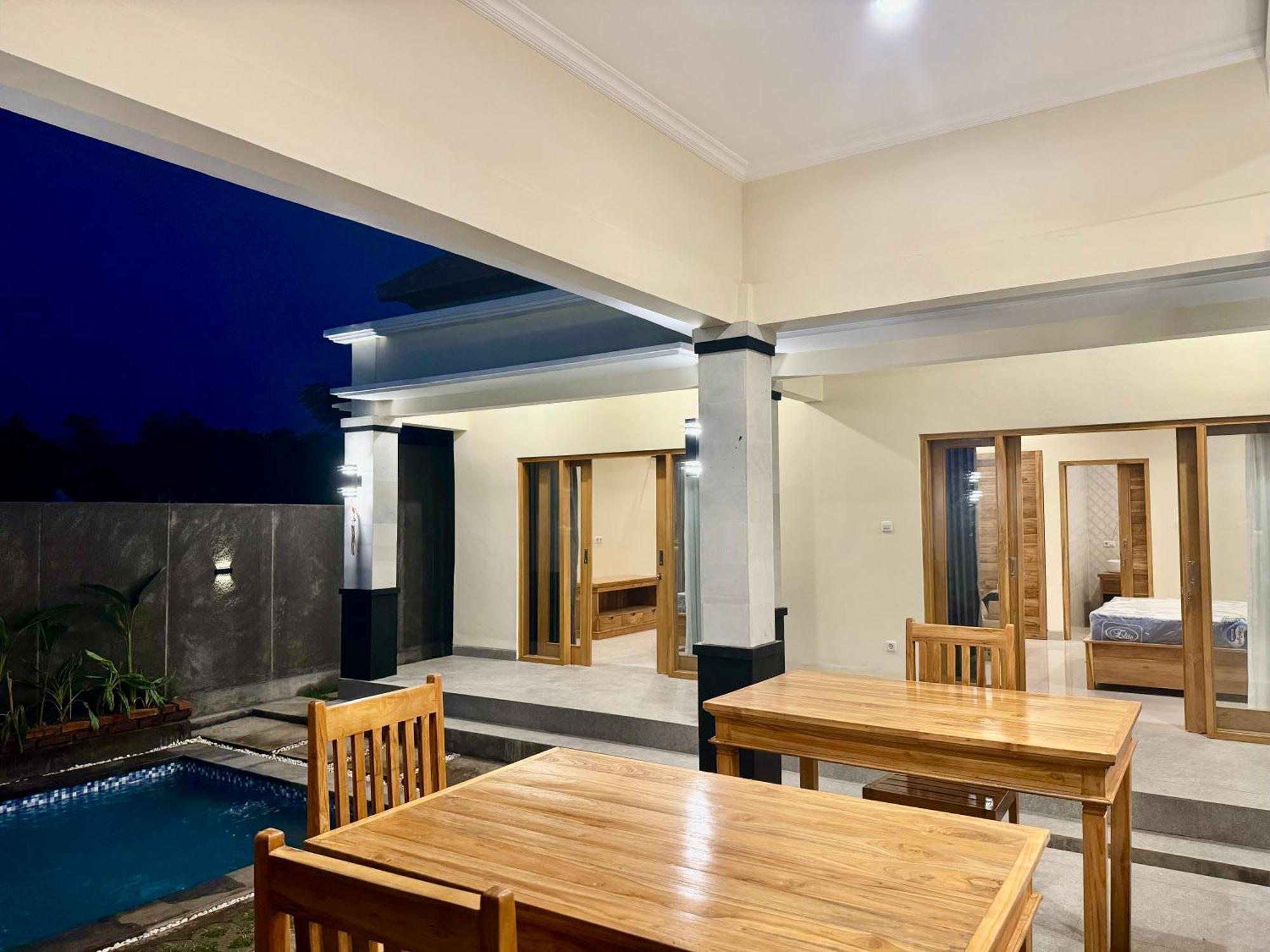 Bsa Villa 罗威那 外观 照片