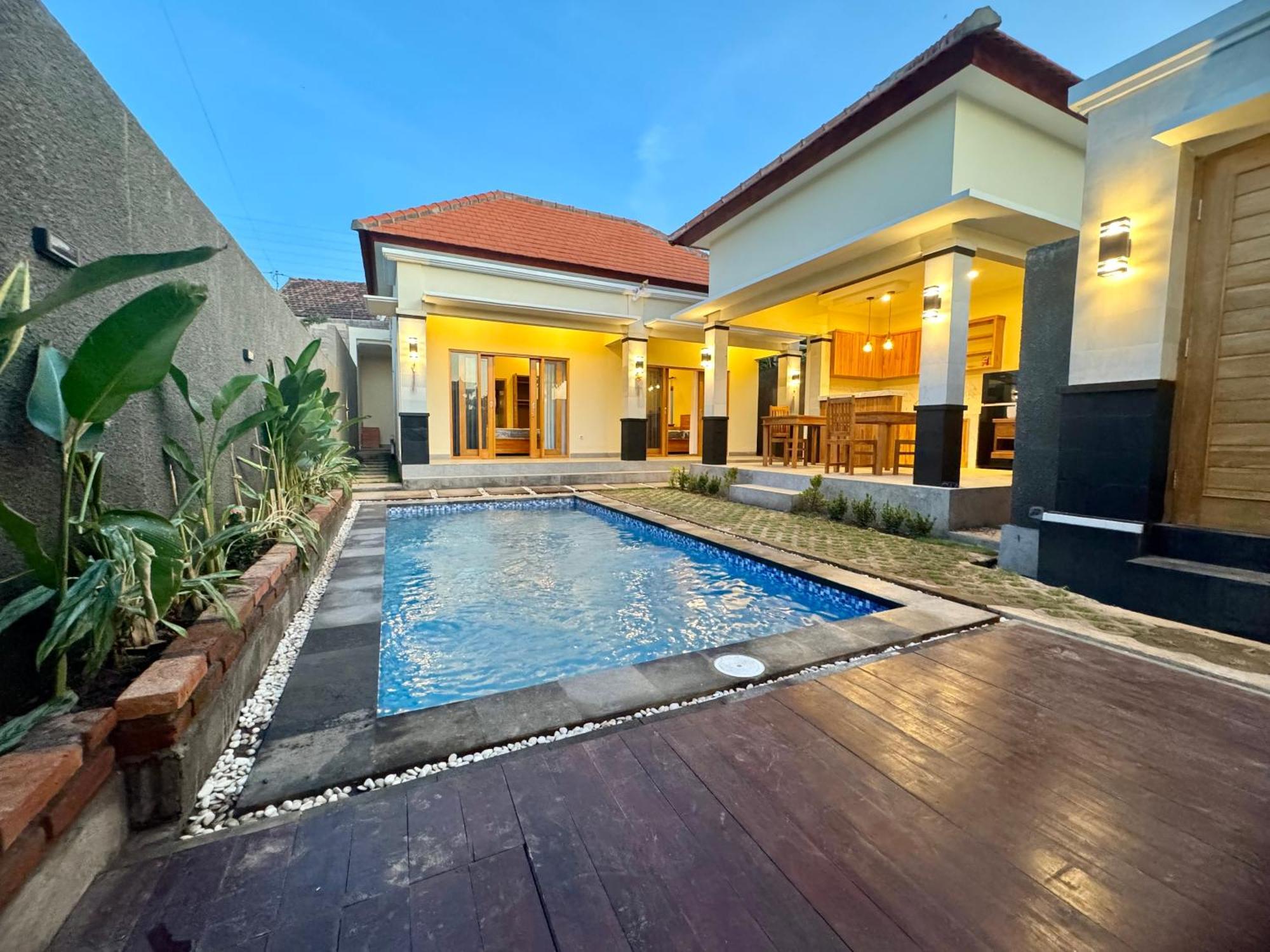 Bsa Villa 罗威那 外观 照片