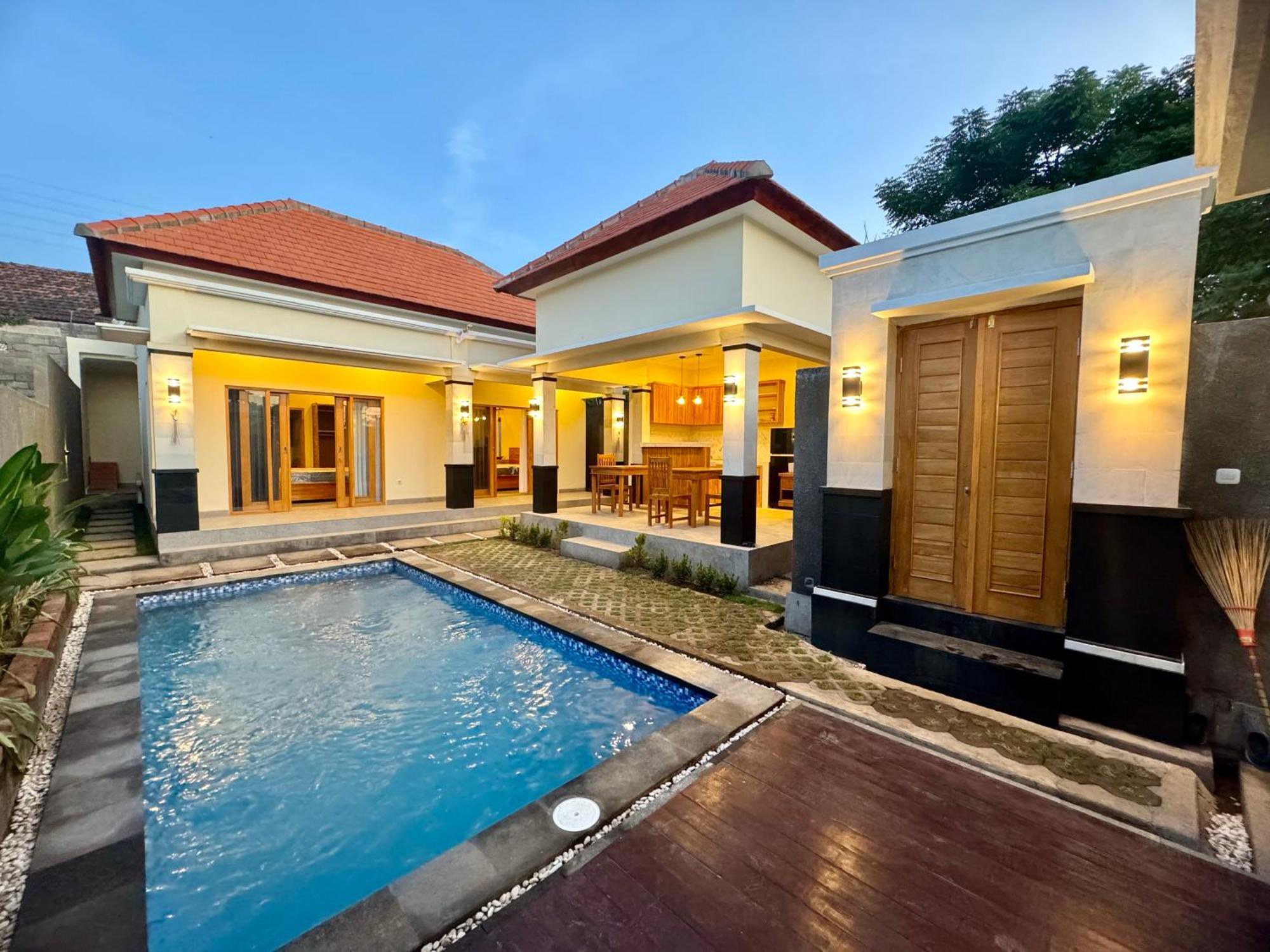 Bsa Villa 罗威那 外观 照片